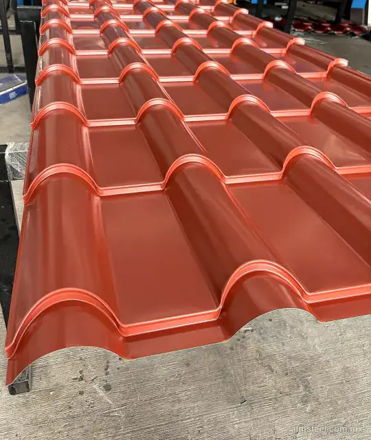 Galvateja Española roja recién fabricada